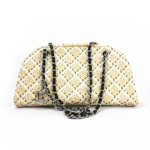 샤넬 숄더백마드모아젤  아이보리 신상