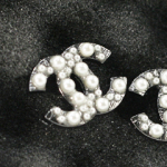 샤넬 귀걸이 빅 cc 펄 은장