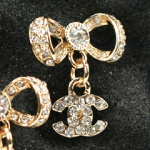 샤넬 리본 큐빅 귀걸이