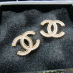 샤넬 귀걸이 신상