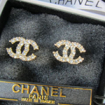 샤넬 귀걸이 신상