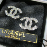 샤넬 귀걸이 cc 은장