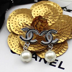 샤넬 진주 귀걸이