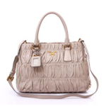 프라다 BN2393 그레이