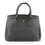 프라다 16626 사피아노백 블랙