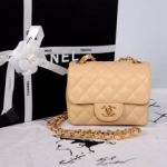 샤넬 캐비어 미니백 라잇베이지/금장