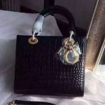 크리스찬디올 레이디디올백 미듐 와니