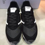 발렌티노 남여공용 스니커즈 블랙