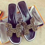 에르메스 오란 샌들