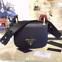 프라다 크로스백 올블랙