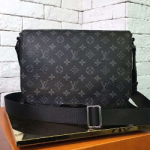 LV fragment design 루이비통 프레그먼트 디자인 M40565