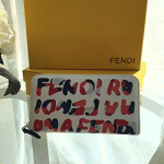 펜디 멀티로고 장지갑