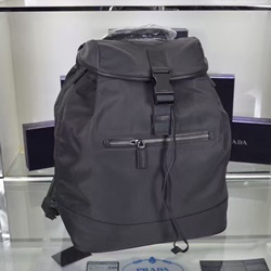프라다 신상 백팩 그레이