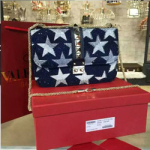 발렌티노 별무늬 빅락스터드 스몰 체인 크로스백