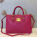 미우미우 숄더백