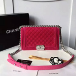  샤넬 벨벳 보이백