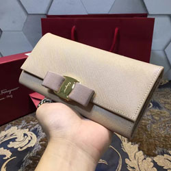 페레가모  장지갑