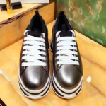 프라다 플렛폼 레이스업 스니커즈