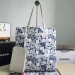 샤넬 플라워 숄더백