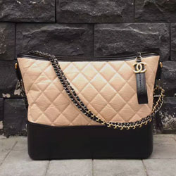 샤넬 가브리엘 숄더백 C-93513