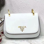 프라다 가죽백 PR-180710