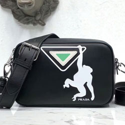 프라다 가죽백 1BH093