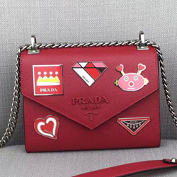 프라다 송아지 가죽 숄더백 1BD107