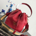 프라다 신상 버킷백 1BE018