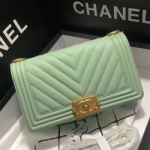 샤넬 캐비어 보이백 미듐 C-181214