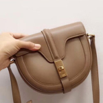 셀린느 크로스백 190329