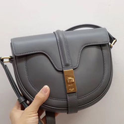 셀린느 크로스백 190329