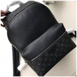 루이비통 디스커버리 백팩 PM M30230