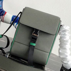 프라다 남성  2VD019