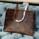 루이비통 온더고 M44570