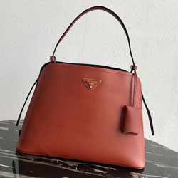 프라다 가죽 모노크롬 숄더백 1BA249