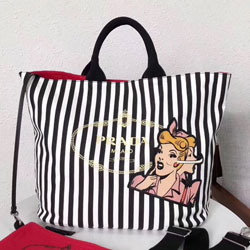 프라다 숄더백 1BG161