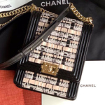 샤넬 플랩 보이백 AS0130