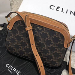 셀린느 Triomphe canvas 크로스백  191218-4
