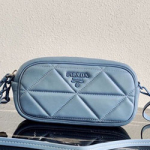 프라다 가죽 모노크롬 숄더백 1BH046