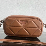 프라다 가죽 모노크롬 숄더백 1BH046