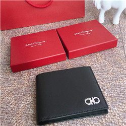 페레가모  F-76656