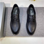 프라다   P-5647647