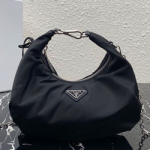 프라다  숄더백  BH172