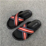 프라다   P-57645647