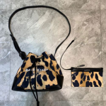 발렌시아가 버킷백