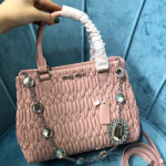 미우미우 가죽백 5BA067