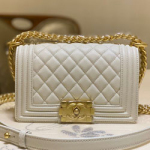 샤넬 캐비어 보이백 20cm  AS1127