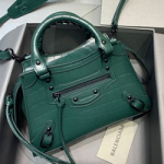 발렌시아가 모터백 22cm B210311