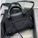 발렌시아가 모터백 22cm B210311