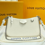 루이비통 이지 파우치 온 스트랩 M80471